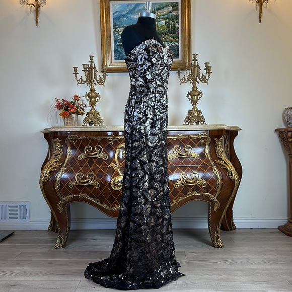 Women,formal all over sequins high slit special Occasion prom dress - Picture 4 of 7